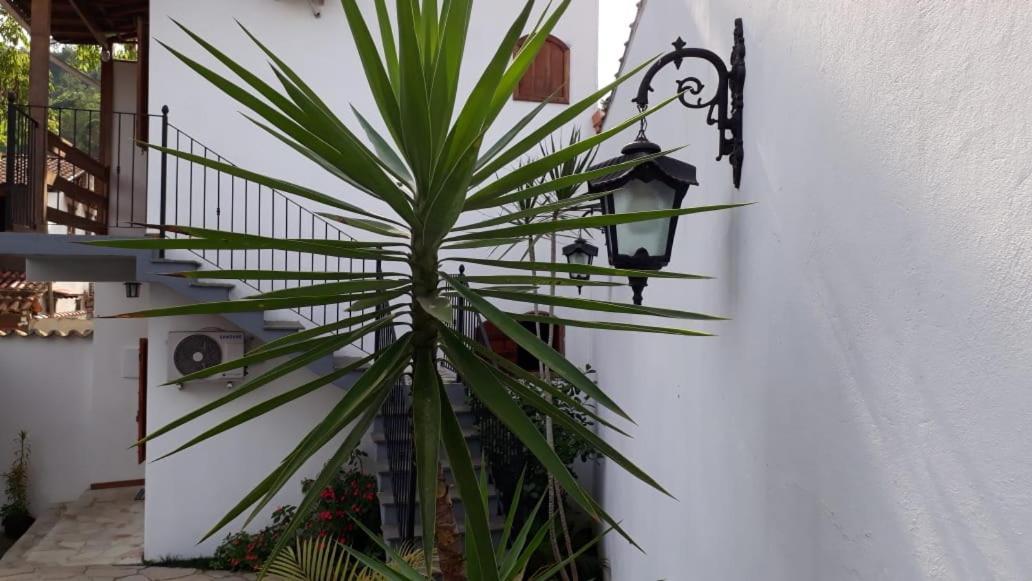 Suites Beija-Flor Парати Екстериор снимка