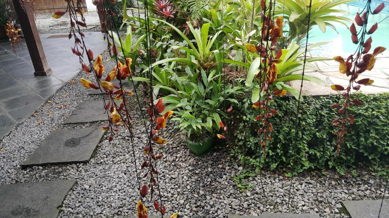 Suites Beija-Flor Парати Екстериор снимка